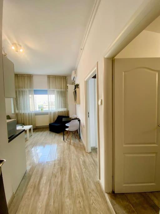 Grey Old Town Ultracentral บูคาเรสต์ ภายนอก รูปภาพ